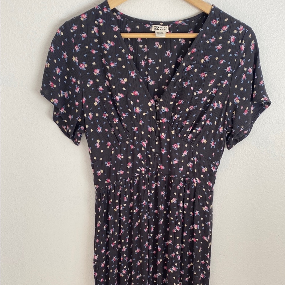 Billabong Morning Sky floral print maxi dress BLACK SANDS, Size Medium
